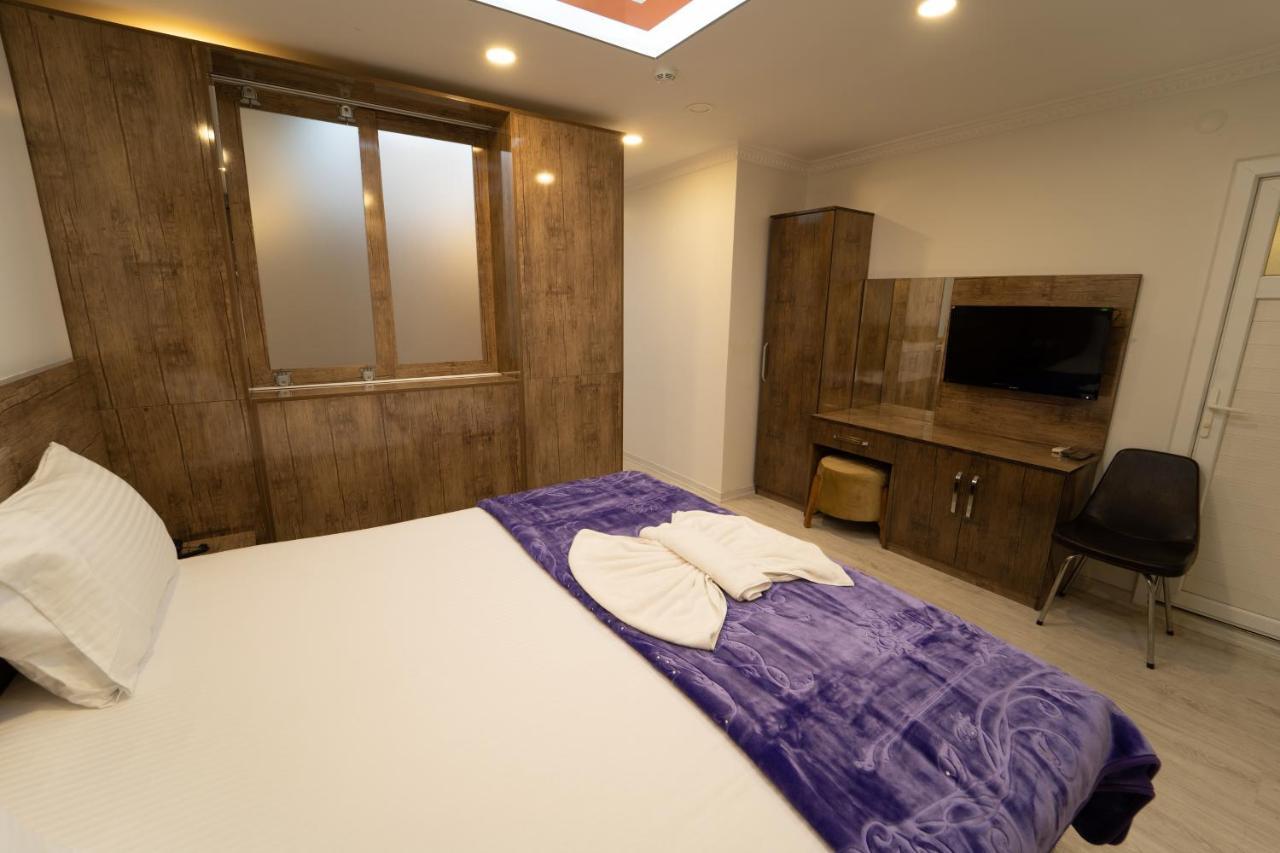 Zin Hotel